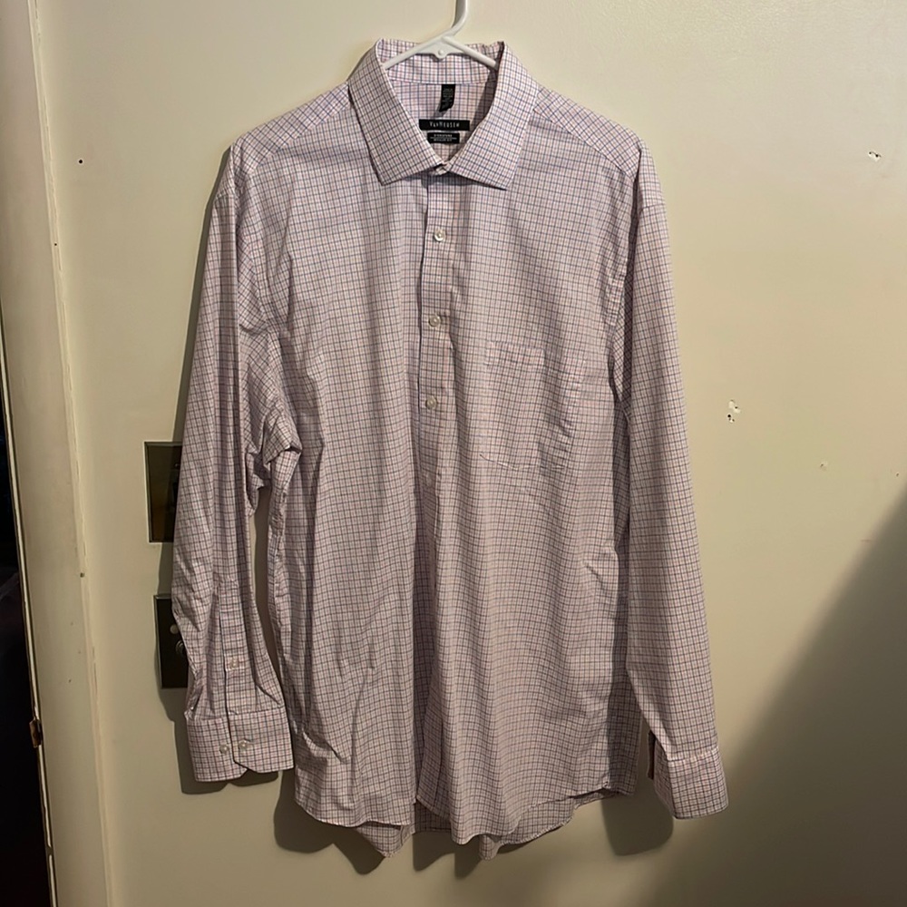 VanHeusen button down